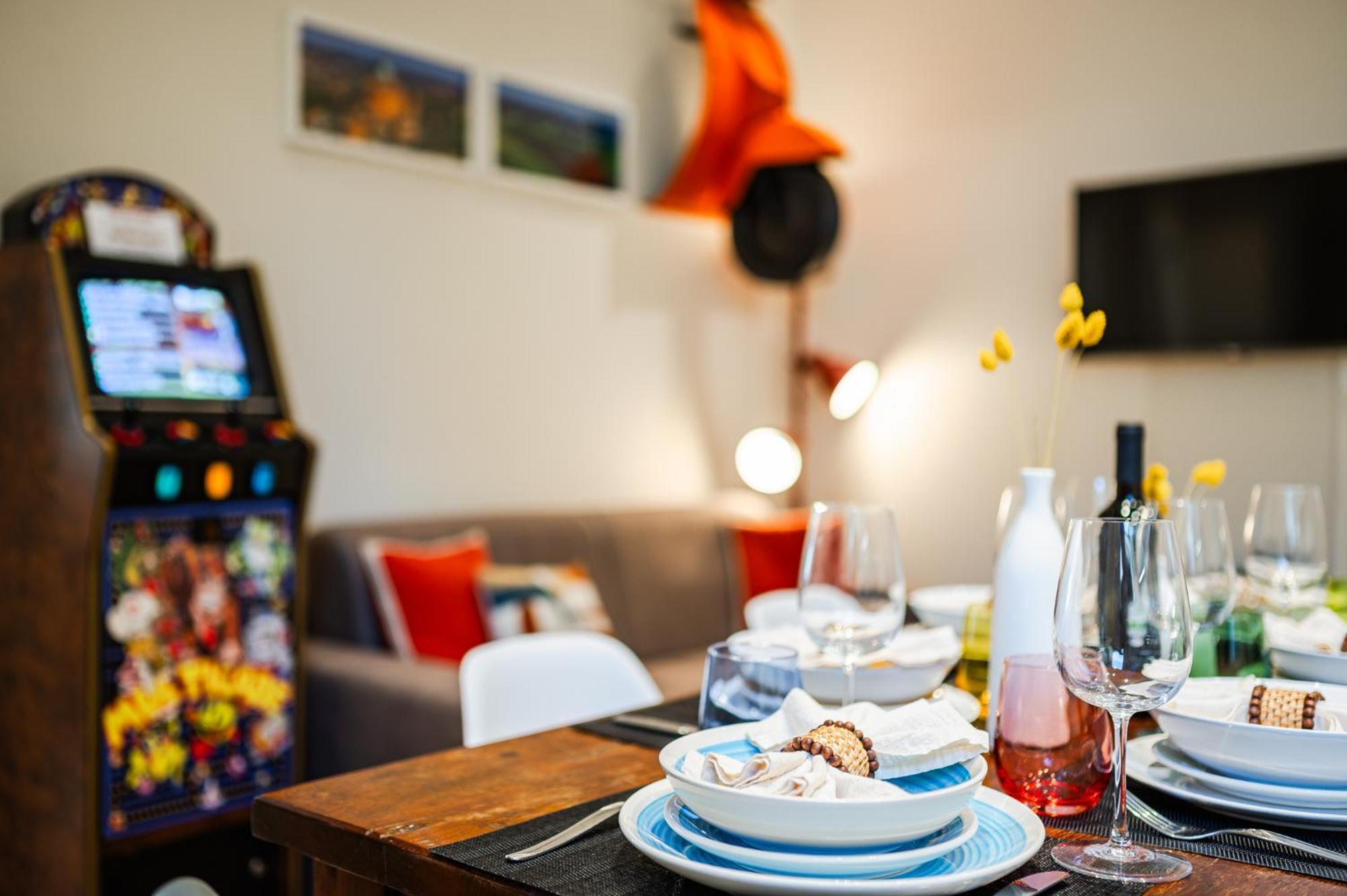 Sui Tetti Di Bologna Centro, Casa Dei Colori Appartement Buitenkant foto