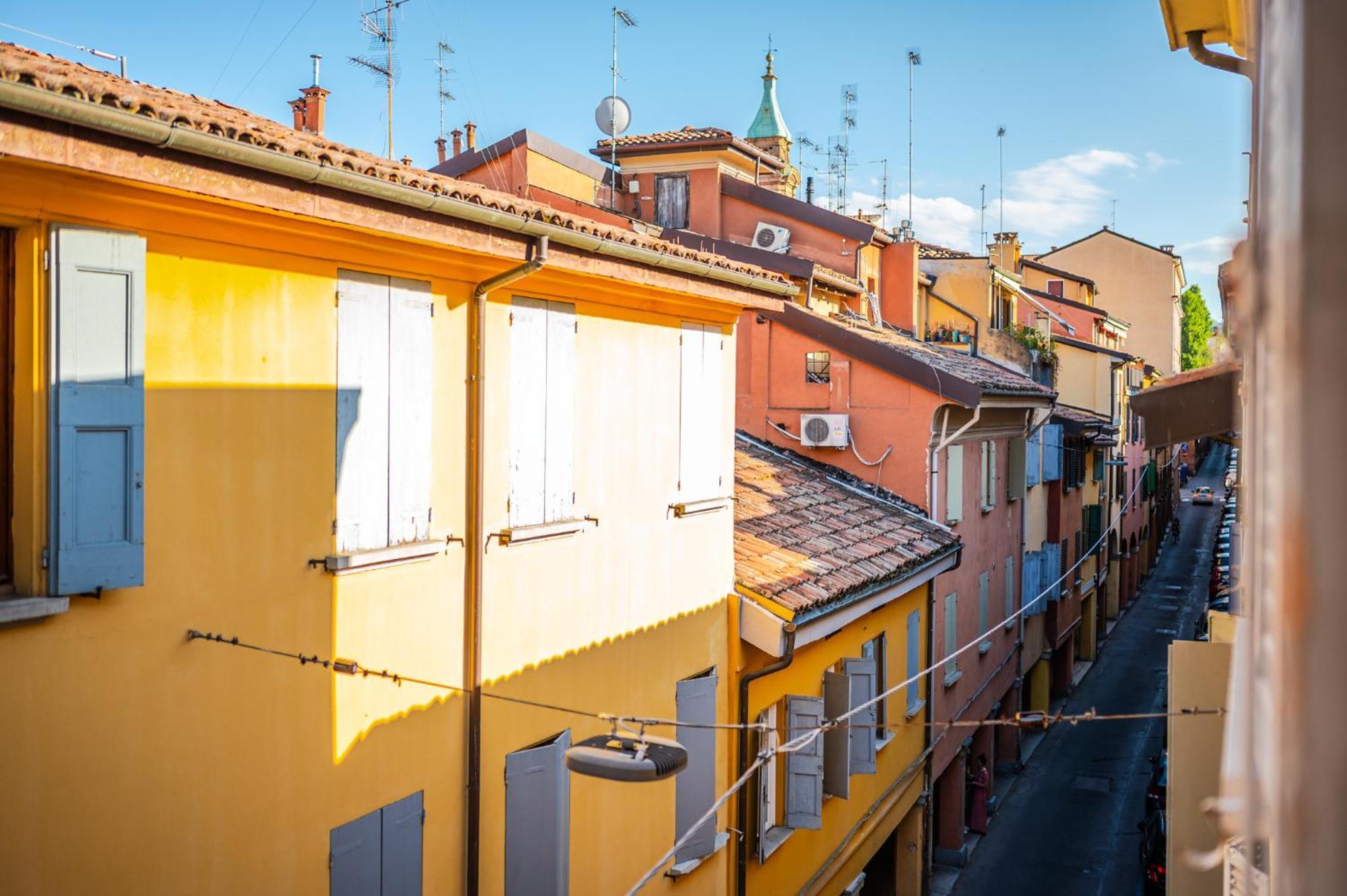 Sui Tetti Di Bologna Centro, Casa Dei Colori Appartement Buitenkant foto